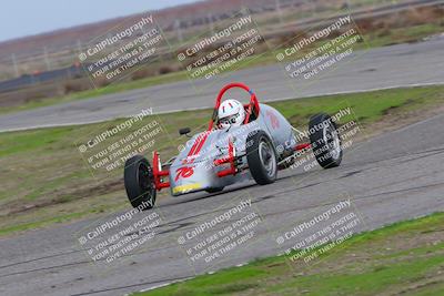 media/Jan-15-2023-CalClub SCCA (Sun) [[40bbac7715]]/Group 5/Qualifying (Sweeper)/